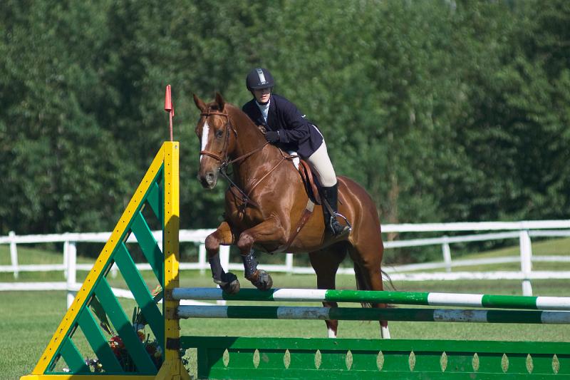 Christienne_Farmer_2003_Img0021_DSC_0013.jpg - Christienne riding Farmer at Whitemud, 2003