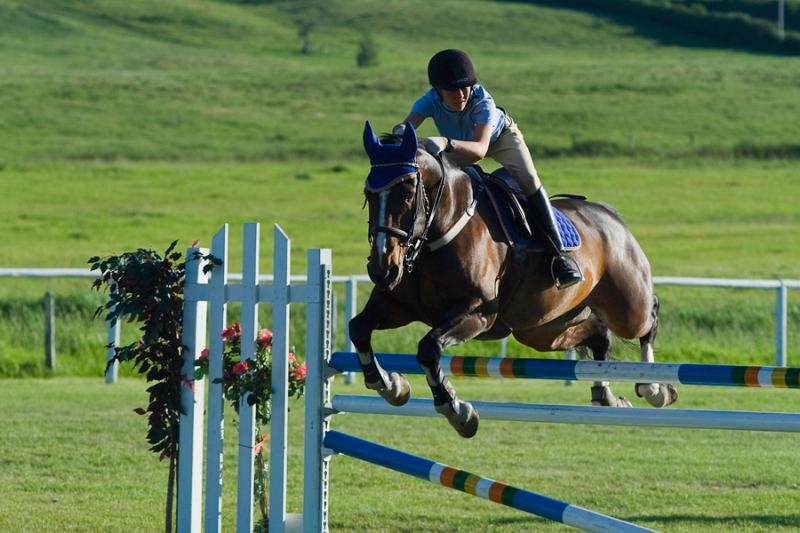 Img0067_DSC_0002.jpg - Kelsey riding Hugo at Teesdale, 2005